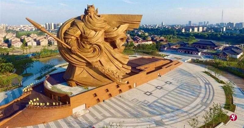 湖北荆州关公文化展示中心内号称"全球最大关公像"的雕像近期被发现