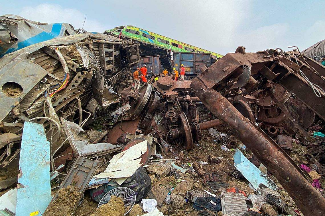 印度发生火车相撞事故逾200人死900人伤| 早报