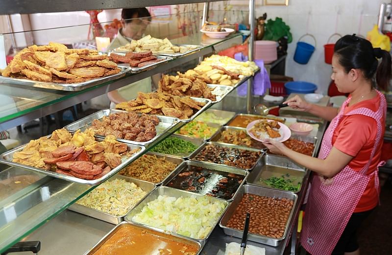 后港杂菜饭店10年不起价两菜一肉只售2元| 早报