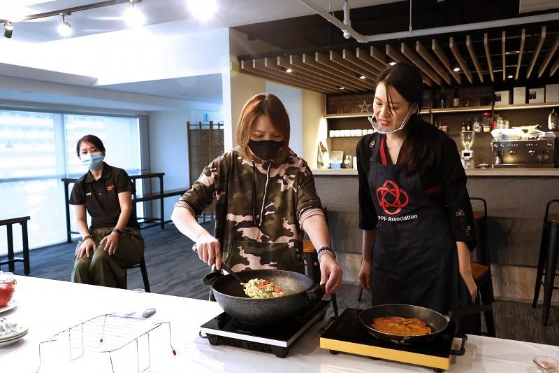 Come 'n Cook Adele Lau Wan Hui