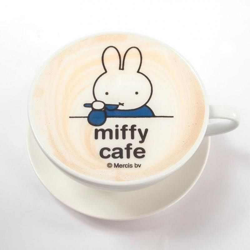 日本米菲兔咖啡馆的米菲兔饮料。