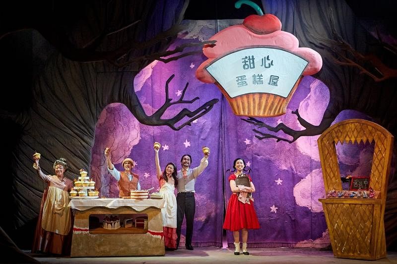 《华语版小红帽》是“小剧团”今年大受欢迎的原创儿童剧作品。（新加坡专业剧场提供）