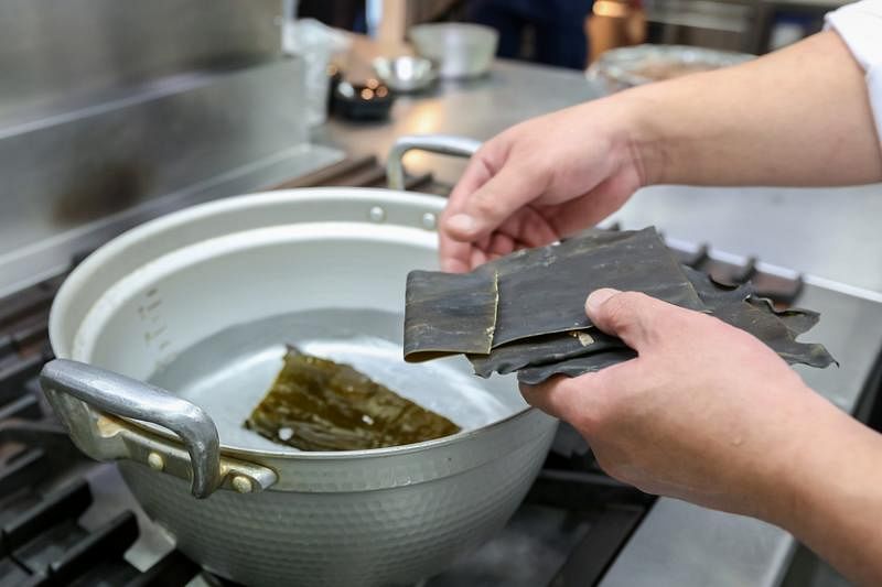 昆布是制作一番高汤的主要材料之一。（徐颖荃摄）