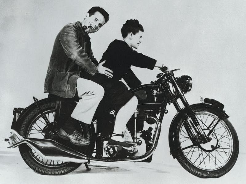 美国设计师夫妇Charles与Ray Eames对Vitra影响深远。