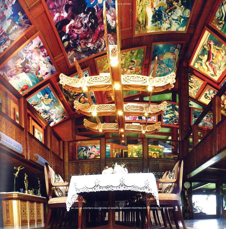 徐清华曾将古纳万60幅画作挂在雅加达豪宅天花板上，后因环境因素导致画作变形而拆下，并以复制品取代。
