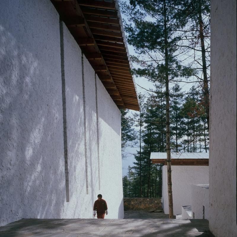 不丹共有五家安缦Amankora，融入周围自然环境中，获得2011年度国际建筑奖。（互联网）