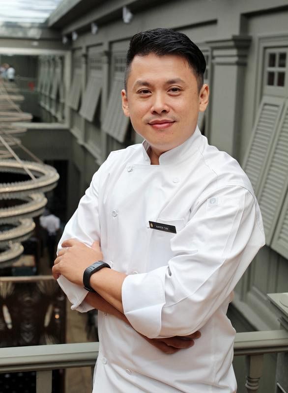 新加坡洲际酒店满福苑行政副主厨陈健伦。（梁麒麟摄）