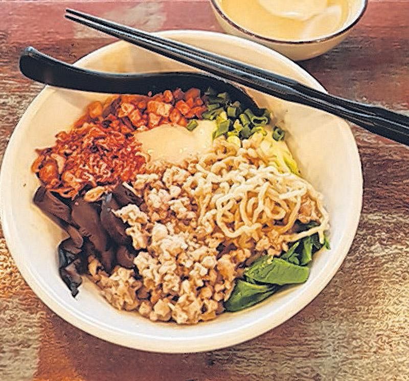20190416-wanbao-food-search-orchard-mrt-i-want-my-noodle_Large.jpg