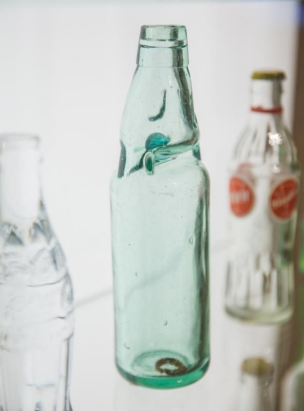 英国人Hiram Codd发明的科德瓶（Codd Bottle）。