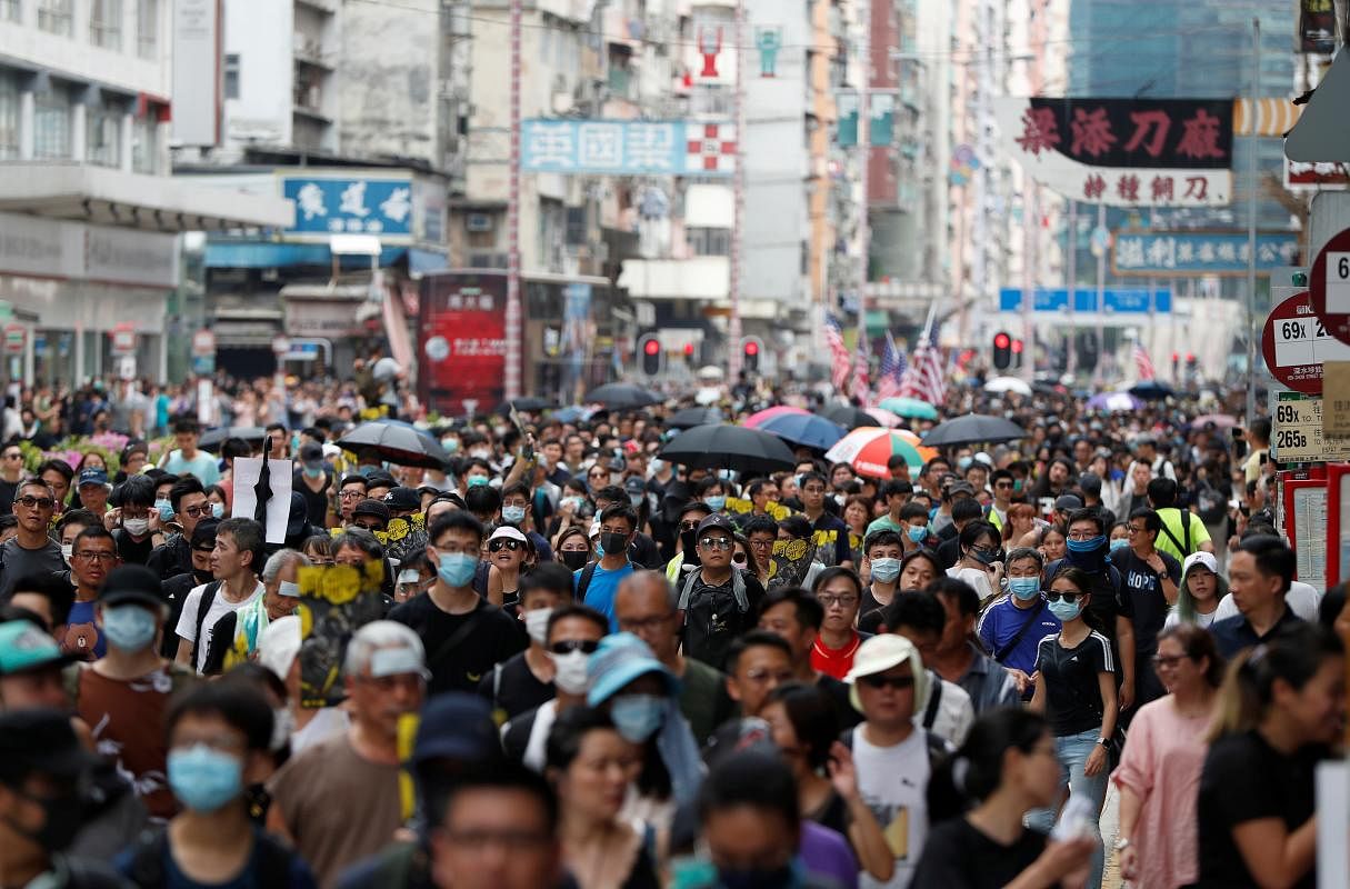 2019-08-11t083841z_2022935455_rc18e4518230_rtrmadp_3_hongkong-protests_Large.jpg