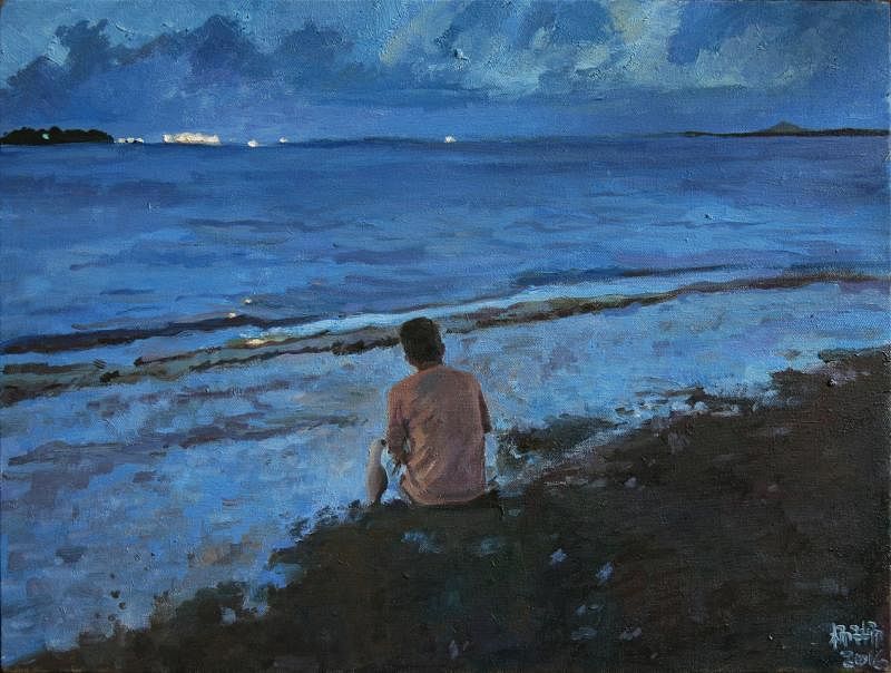 杨子扬《大海》（2016）画爸爸一个人看海的背影。