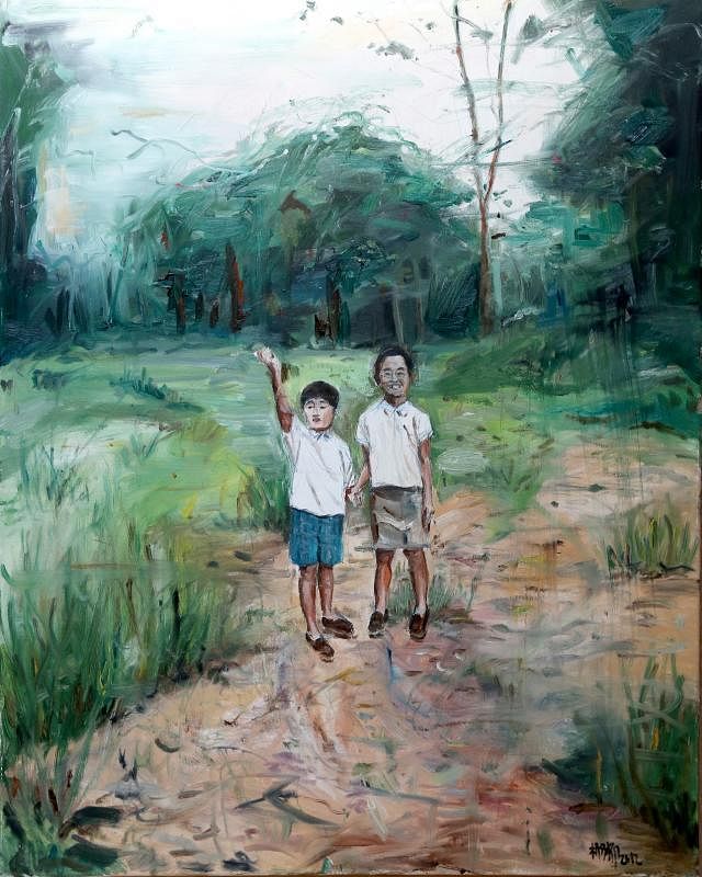 杨子扬画下童年和姐姐在森林玩的照片，18岁开画展展出时，有人要买，但姐姐不肯卖。