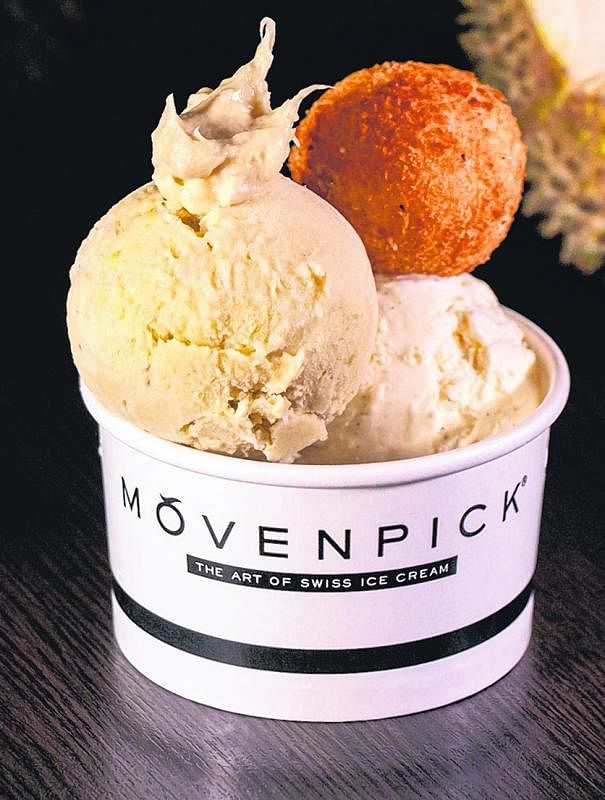 何维城与莫凡彼合作推出榴梿冰淇淋。