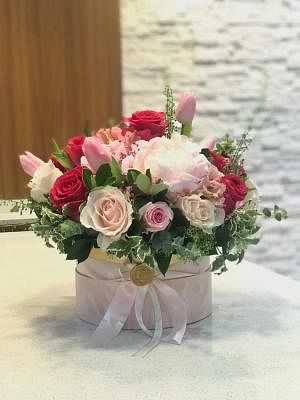 20191108_wb_shea_royal-gifts-floral-02_Small.jpg