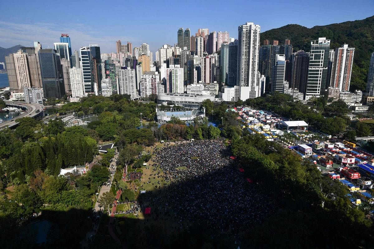 20191208_hk_protest3-afp_Large.jpg