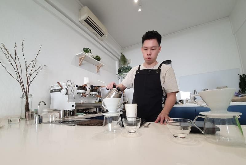 Narrative Coffee Stand用心泡制一杯杯的手冲咖啡。（陈爱薇摄）