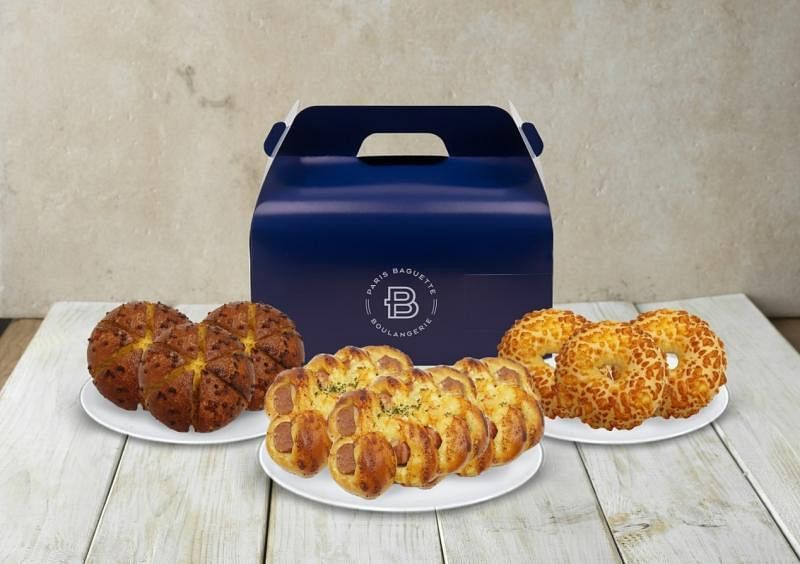 Paris Baguette推出“All Savoury Bread Box”面包盒。