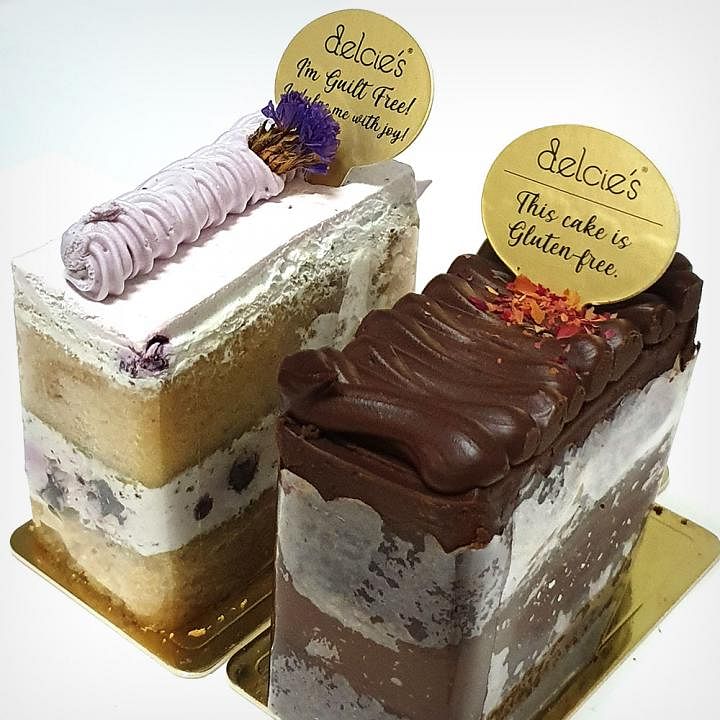 delcies-desserts-and-cakes_Medium.jpg