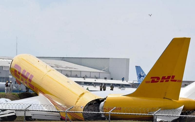 DHL757 س