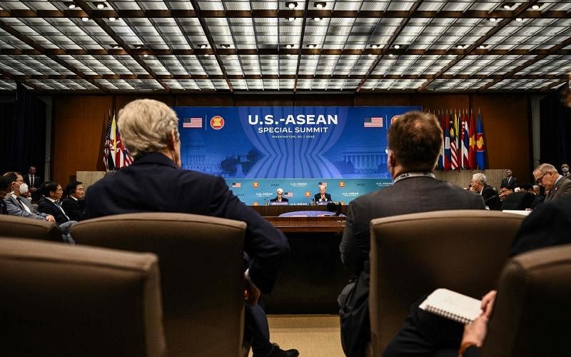 亚细安承诺11月与美国升级为全面战略伙伴关系