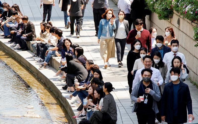 韩国新增逾11万起冠病确诊病例