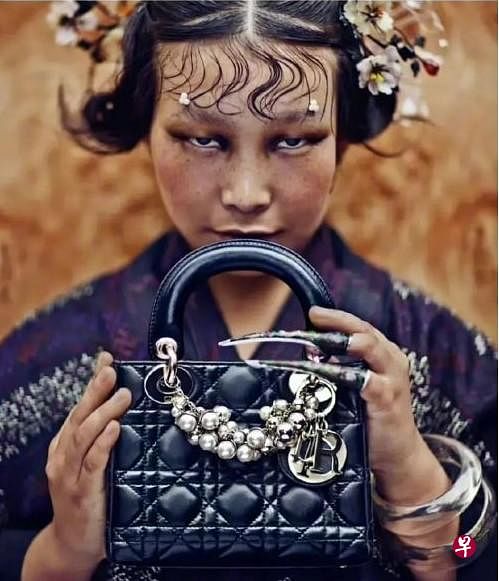 世界知名奢侈品品牌Dior（迪奥）的这幅宣传照在中国引起“丑化中国女性”、“丑化亚裔形象”的争议。（互联网）