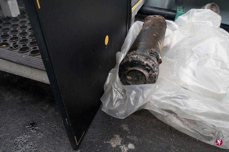 路透社于3月29日获得的这张照片显示，调查人员在波罗的海的北溪二号天然气管道附近发现的一个空的海上烟雾浮标。（路透社）