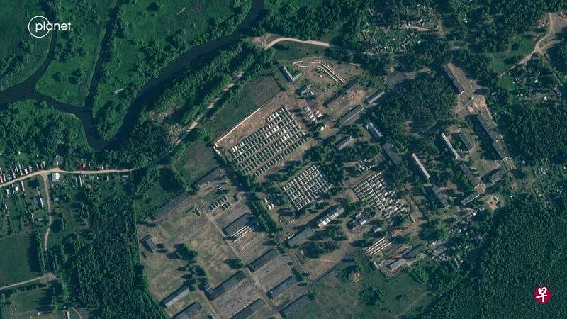 Planet Labs PBC于6月30日拍摄的卫星图像显示，白罗斯莫吉廖夫地区一军事基地最近出现新设施。（路透社）