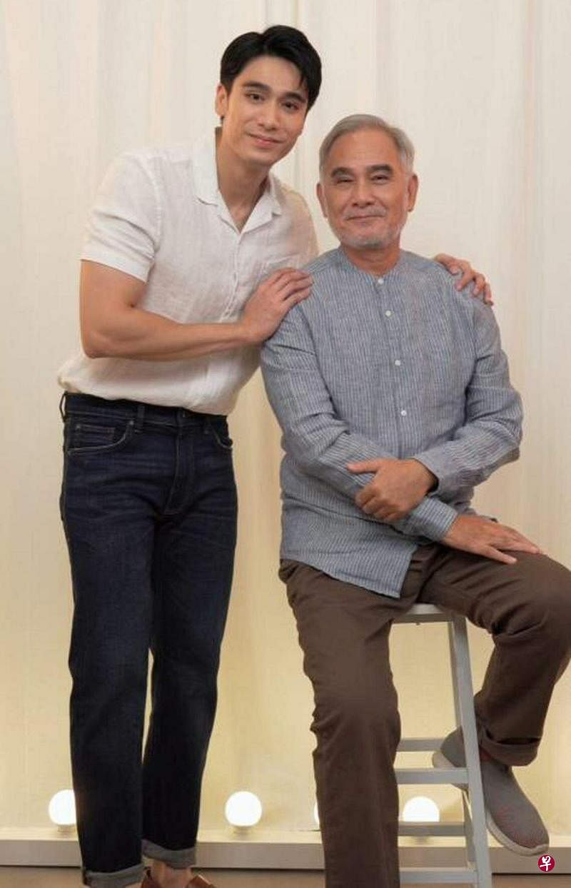 朱哲伟（左）将在今年12月举行婚礼。图为朱哲伟和爸爸朱厚任的合照。（取自网络）