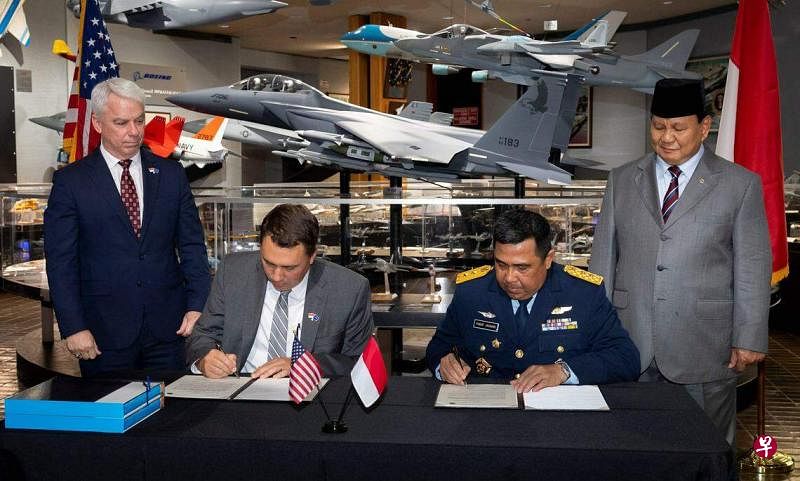印尼国防部长普拉博沃8月22日说，印尼和美国波音公司已就出售20多架F-15EX战斗机达成协议。作为东南亚最大的经济体，印尼将对其机队进行现代化改造。（法新社）
