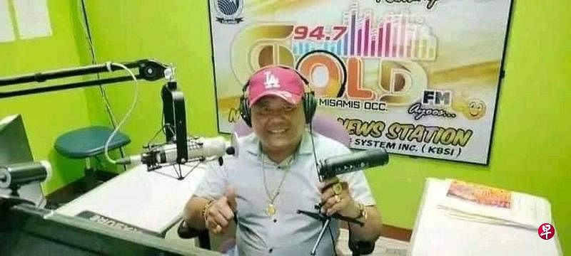 菲律宾电台主持人朱马龙星期天直播时遭人枪杀。（取自朱马龙脸书）