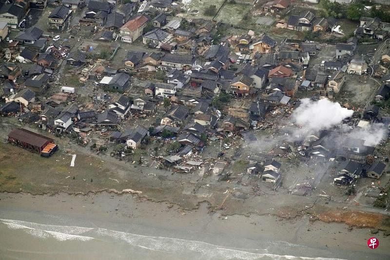 1月1日，日本西部石川县发生地震，气象厅网站上一张显示海啸警报的地图以黄色突出标注了部分西海岸岛屿，表明预计将发生海啸。（路透社）