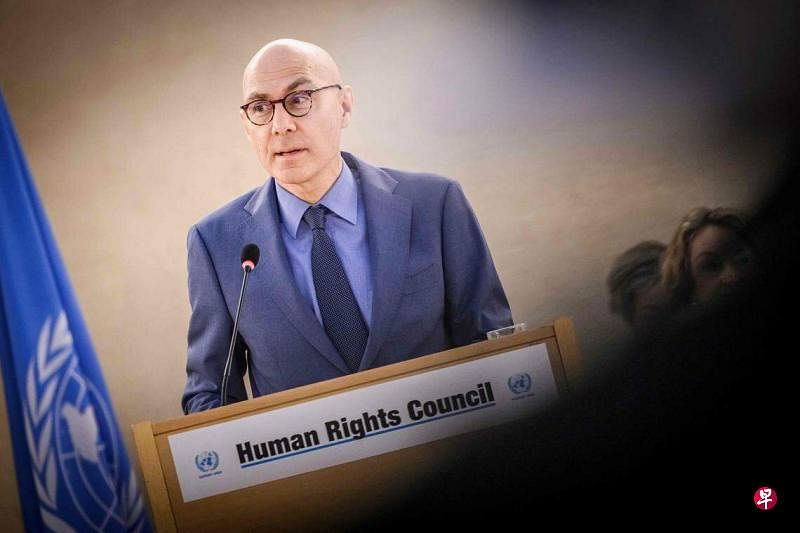 2月26日，联合国人权事务高级专员特克在日内瓦人权理事会第55届会议开幕式上致辞。（法新社）