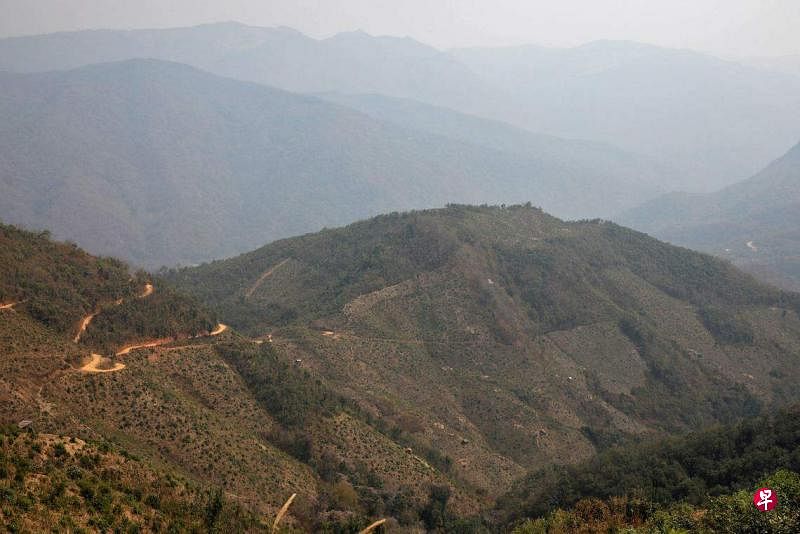印度计划大约10年内在它与缅甸的边界建好围篱。照片为接近缅甸边界的印度东北部米佐拉姆邦（Mizoram）山路。（路透社）