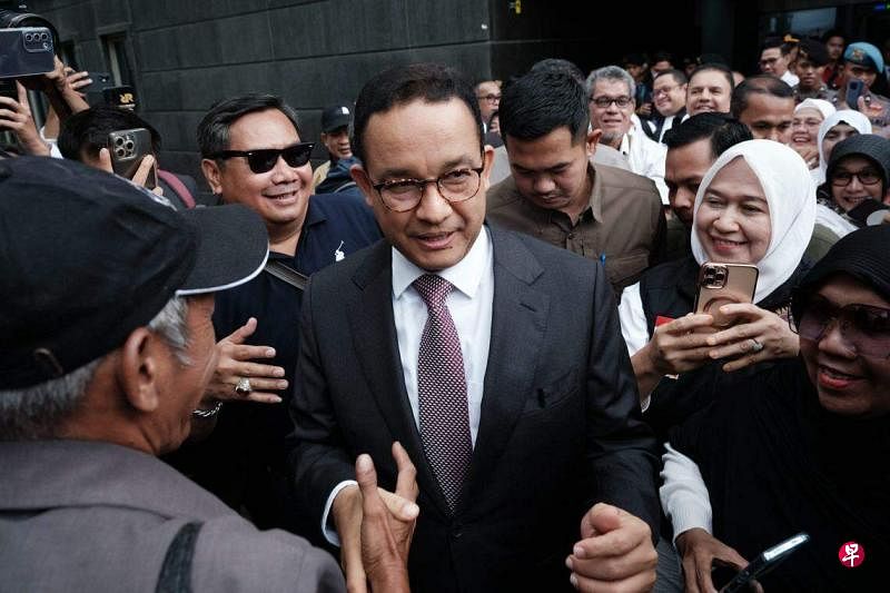 阿尼斯27日在宪法法院说，2月14日的总统选举结果表明，印尼正面临重返独裁统治的风险。（法新社）