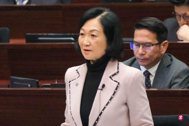 香港行政会议召集人兼立法会议员叶刘淑仪称，香港过往成功是因为开放，如果太过“战狼”，将无法扮演国际桥梁的角色。（中新社）