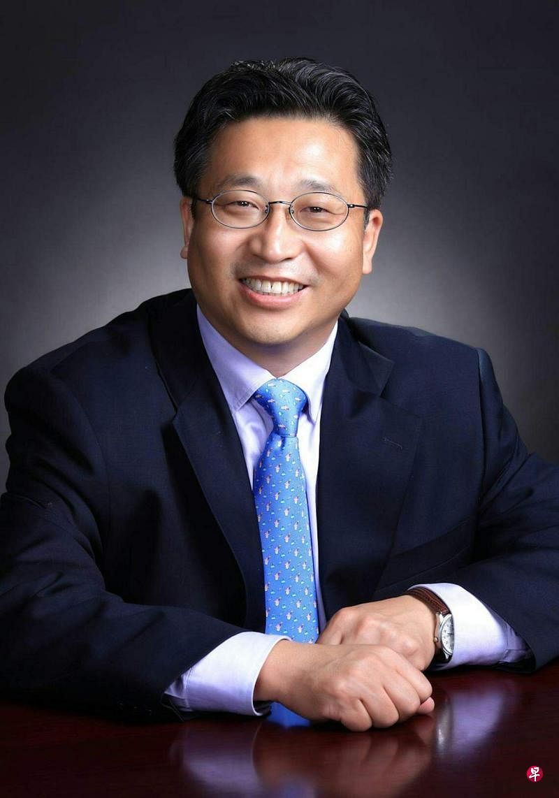 中国驻尼日利亚前大使崔建春获任命为中国外交部驻港公署特派员。（取自中国驻尼日利亚大使馆官网）